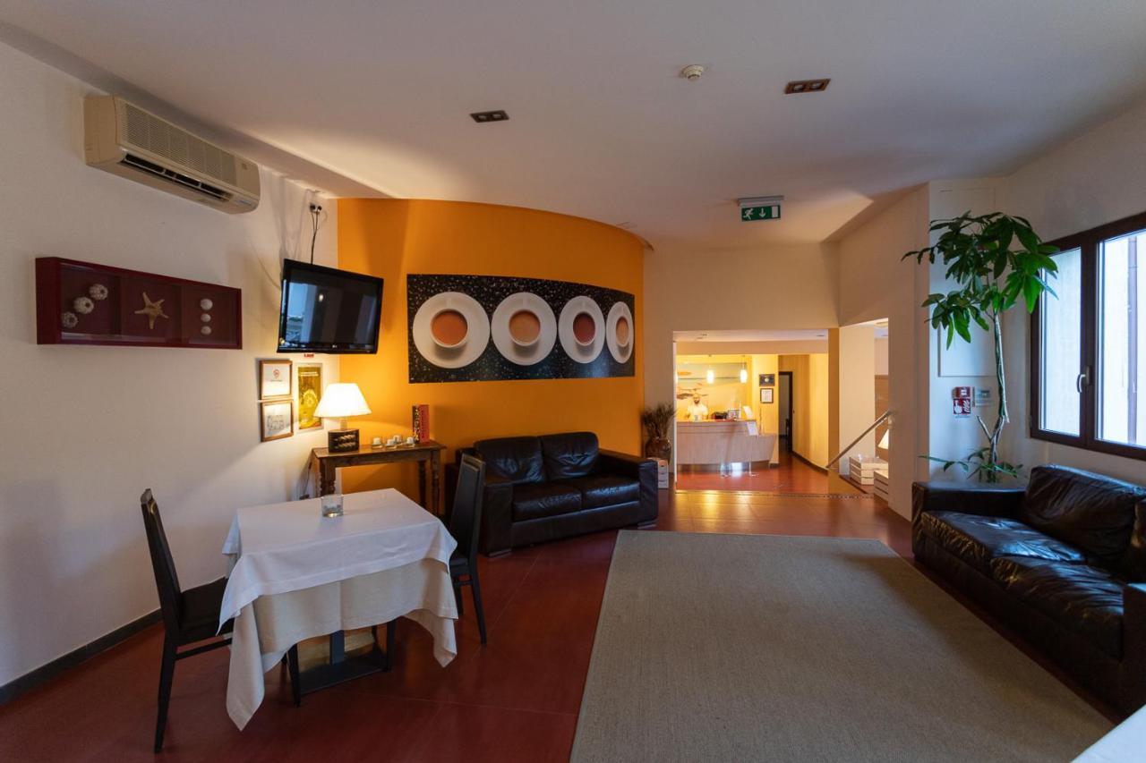 Club Azzurro Hotel & Resort Porto Cesareo Dış mekan fotoğraf