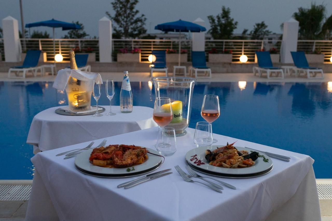Club Azzurro Hotel & Resort Porto Cesareo Dış mekan fotoğraf