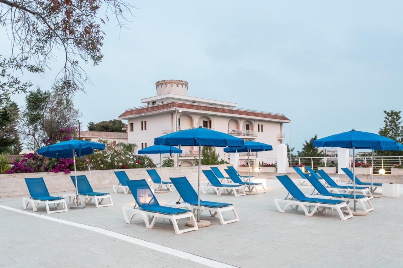 Club Azzurro Hotel & Resort Porto Cesareo Dış mekan fotoğraf