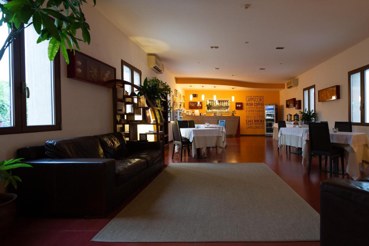 Club Azzurro Hotel & Resort Porto Cesareo Dış mekan fotoğraf
