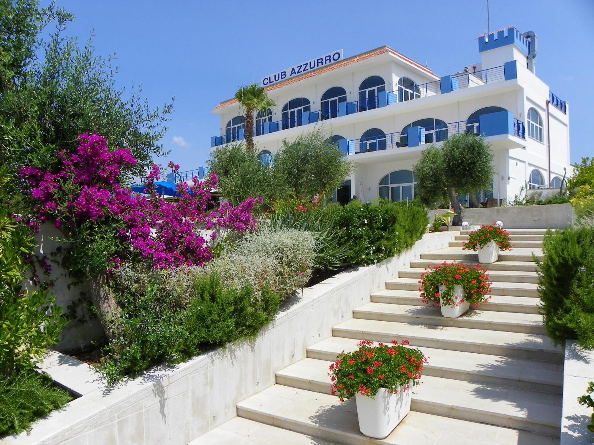Club Azzurro Hotel & Resort Porto Cesareo Dış mekan fotoğraf
